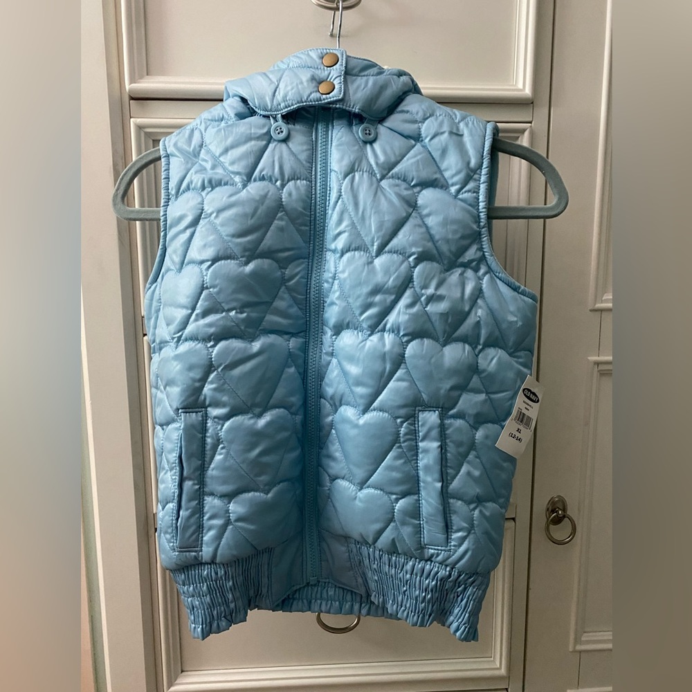 Old Navy NWT Girls Puffer Vest, Size XL 12-14. Removable Hood, Front Zip…
